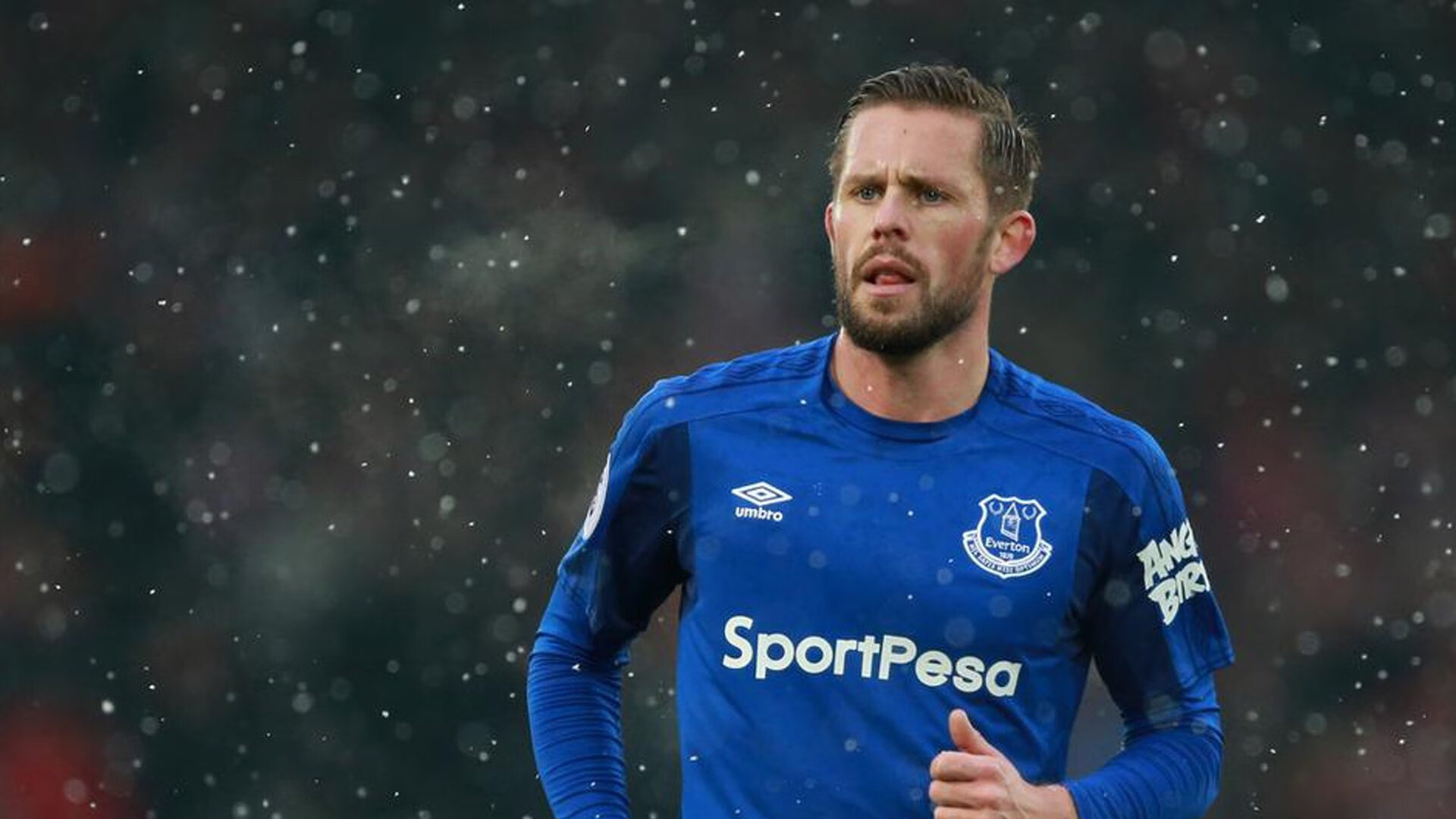 宁波海洋深V门将关键扑出点球，帮助球队保持领先，宁波海洋世界官方网站